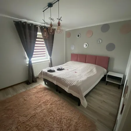 Apartamenty Ciukaj Paczkow Exterior foto